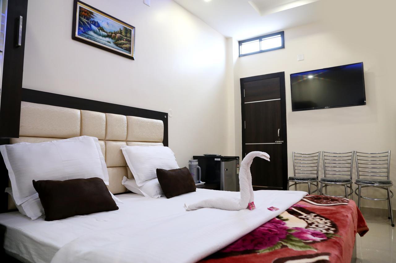 Hotel Chohan Residency Amritsar Bagian luar foto